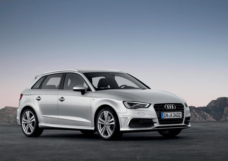  Audi A3 Sportback 2.0 TDI S-Line (8V) 2012 года  (WW) (фото 1 из 20)
